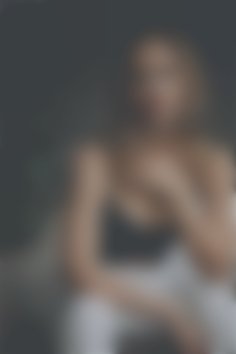Anastasiia Rivne 32 y.o. - intelligent lady - small public photo.