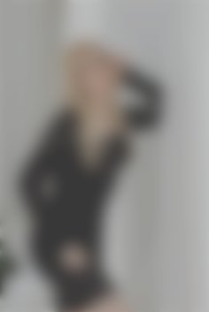 Karyna Ivano-Frankivsk 26 y.o. - intelligent lady - small public photo.