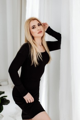 Karyna from Ivano-Frankovsk