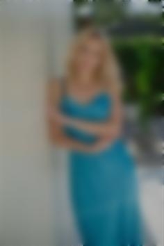 Alya Zaporizhia 36 y.o. - intelligent lady - small public photo.