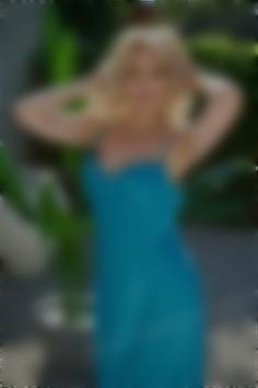 Alya Zaporizhia 36 y.o. - intelligent lady - small public photo.