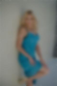 Alya Zaporizhia 36 y.o. - intelligent lady - small public photo.