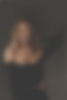 Victoria Poltava 41 y.o. - intelligent lady - small public photo.