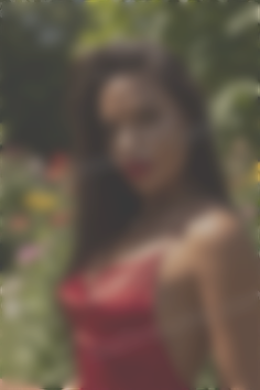 Tanya Sumy 37 y.o. - intelligent lady - small public photo.