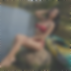 Tanya Sumy 37 y.o. - intelligent lady - small public photo.
