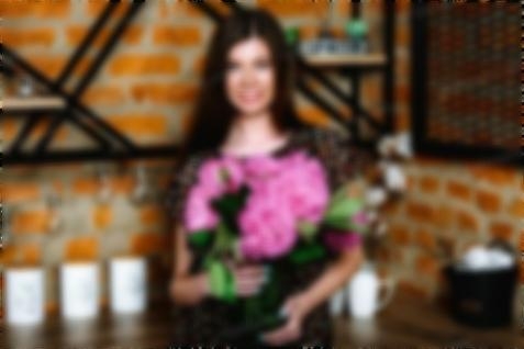 Julia Poltava 35 y.o. - intelligent lady - small public photo.