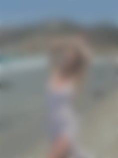 Anna Mykolaiv 39 y.o. - intelligent lady - small public photo.