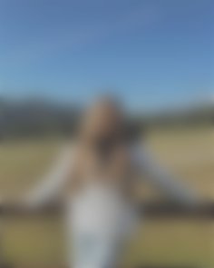 Yelyzaveta Mykolaiv 22 y.o. - intelligent lady - small public photo.