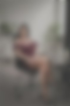 Zhenia Dnipro 35 y.o. - intelligent lady - small public photo.