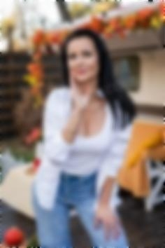 Nataliya Zaporizhia 49 y.o. - intelligent lady - small public photo.