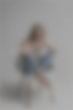 Yuliia Sumy 30 y.o. - intelligent lady - small public photo.
