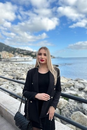 Victoriia from Kiev