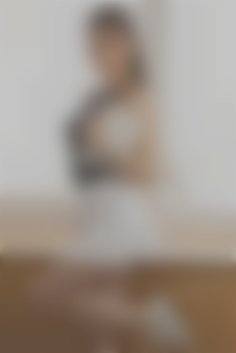 Anzhela Kyiv 22 y.o. - intelligent lady - small public photo.