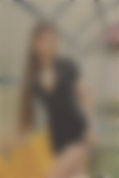 Anzhela Kyiv 22 y.o. - intelligent lady - small public photo.