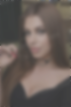 Alina Sumy 34 y.o. - intelligent lady - small public photo.