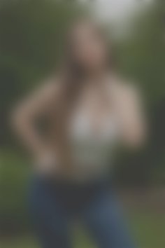 Alina Sumy 34 y.o. - intelligent lady - small public photo.