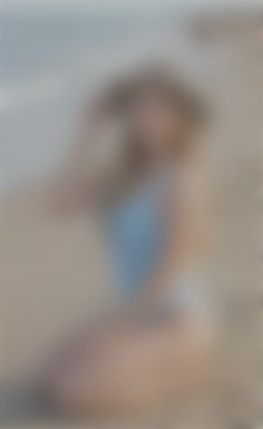 Anyuta Cherkasy 33 y.o. - intelligent lady - small public photo.