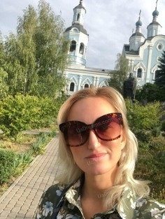 Anastasia Poltava 30 y.o. - intelligent lady - small public photo.