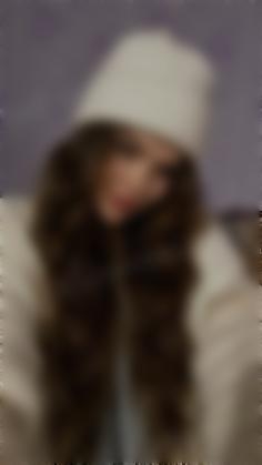 Tetiana Mykolaiv 24 y.o. - intelligent lady - small public photo.