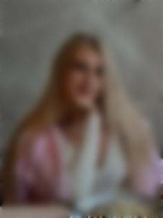 Yelyzaveta Kyiv 25 y.o. - intelligent lady - small public photo.