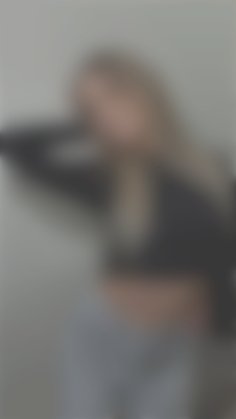 Ilona Sumy 34 y.o. - intelligent lady - small public photo.