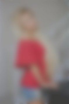 Ellie Kremenchuk 36 y.o. - intelligent lady - small public photo.