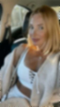 Svetlana Kharkiv 43 y.o. - intelligent lady - small public photo.