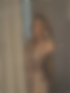 Natalie Zaporizhia 40 y.o. - intelligent lady - small public photo.