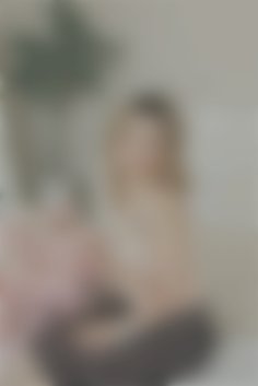 Anna Dnipro 26 y.o. - intelligent lady - small public photo.