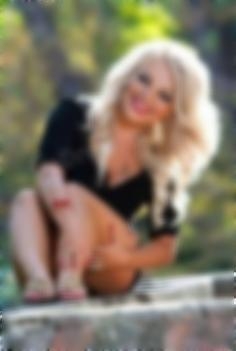 Anastasia Chornomorsk 40 y.o. - intelligent lady - small public photo.