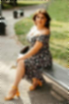 Yulia Dnipro 44 y.o. - intelligent lady - small public photo.