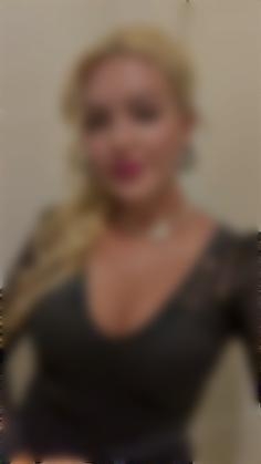 Yuliia Kharkiv 35 y.o. - intelligent lady - small public photo.
