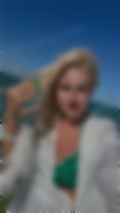 Yuliia Kharkiv 35 y.o. - intelligent lady - small public photo.