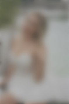 Lina Zaporizhia 34 y.o. - intelligent lady - small public photo.