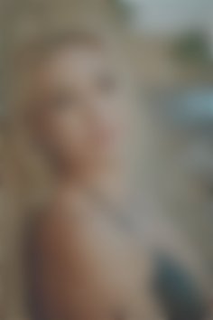 Olha Kyiv 40 y.o. - intelligent lady - small public photo.