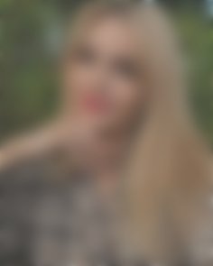 Nadiya Cherkasy 41 y.o. - intelligent lady - small public photo.