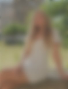 Viktoriia Chornomorsk 26 y.o. - intelligent lady - small public photo.