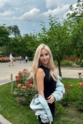 Olena, 37 years old, from Kharkiv, Ukraine