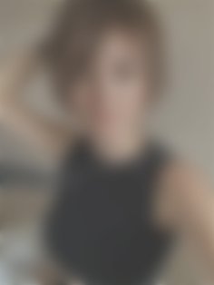 Iryna Mykolaiv 31 y.o. - intelligent lady - small public photo.