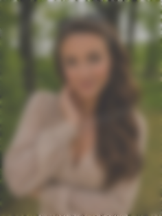 Iryna Mykolaiv 31 y.o. - intelligent lady - small public photo.