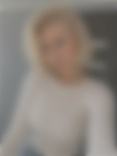 Alina Mykolaiv 31 y.o. - intelligent lady - small public photo.