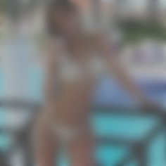 Olena Mykolaiv 39 y.o. - intelligent lady - small public photo.