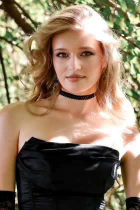 Mylana, 19 years old, from Dnipro, Ukraine