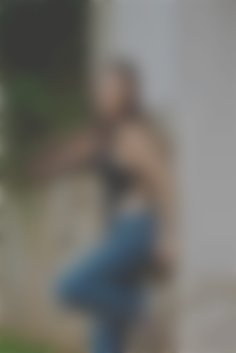 Alina-Yelyzaveta Kyiv 19 y.o. - intelligent lady - small public photo.