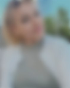 Olena Zaporizhia 51 y.o. - intelligent lady - small public photo.