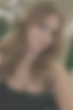 Natalie Zaporizhia 34 y.o. - intelligent lady - small public photo.