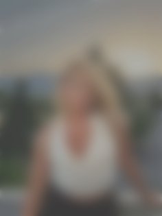 Sofiia Lviv 26 y.o. - intelligent lady - small public photo.