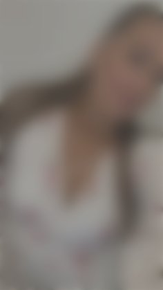 Alyona Mykolaiv 35 y.o. - intelligent lady - small public photo.