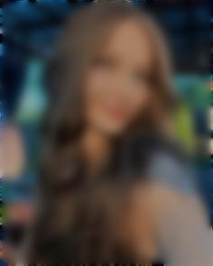 Vera Zaporizhia 22 y.o. - intelligent lady - small public photo.