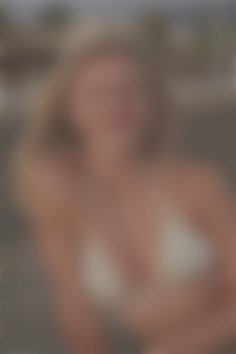 Anastasiia Zhytomyr 30 y.o. - intelligent lady - small public photo.